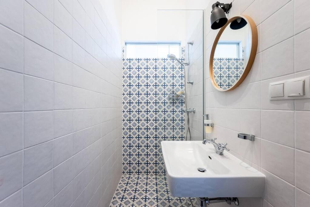 Lite 1Br Near Metro & Center By Hm Apartment Wien Ngoại thất bức ảnh